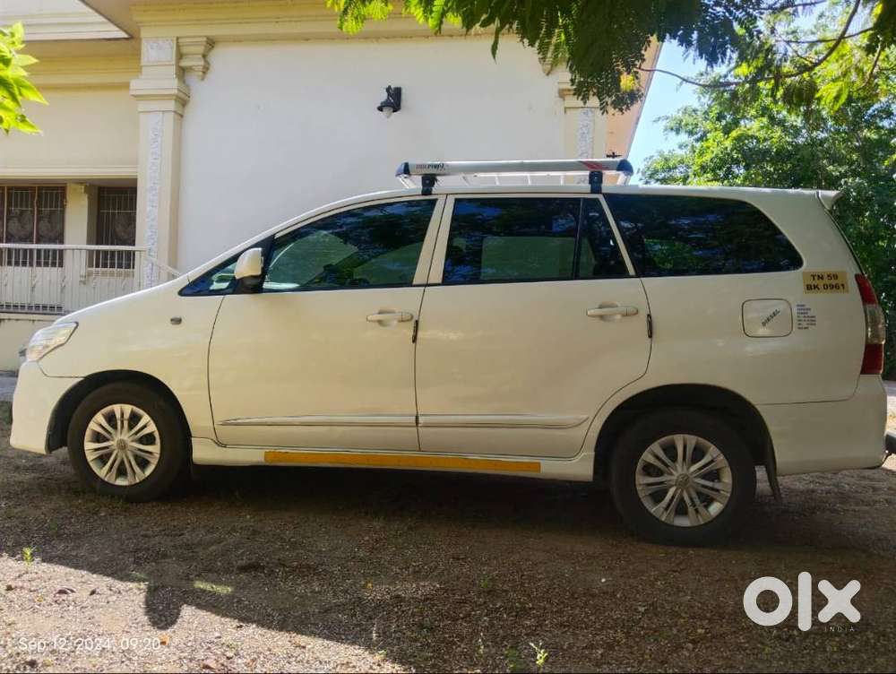 Innova 8 Seater