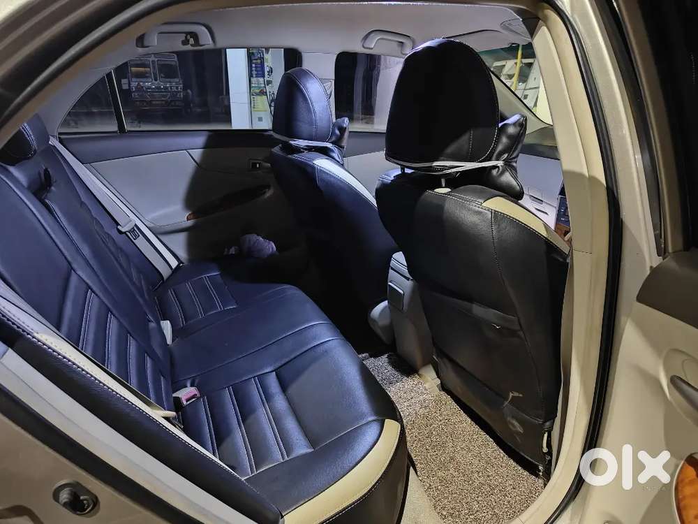 Toyota Corolla Altis 2011 Petrol Well Maintained