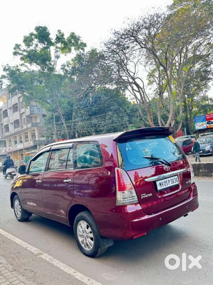 Toyota Innova 2.5 V 7 Str, 2010, Diesel