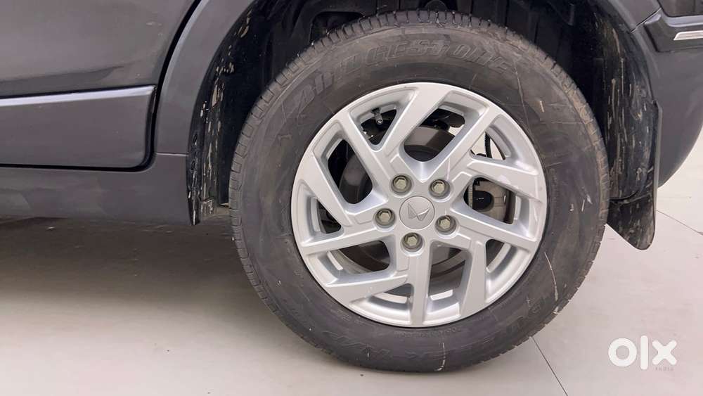 Mahindra Xuv300 W8 Amt Optional Diesel, 2024, Petrol