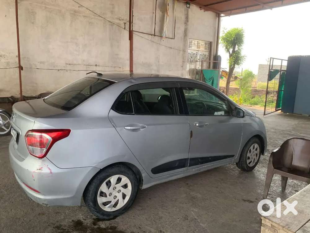 Hyundai Xcent 2016 Diesel Well Maintained