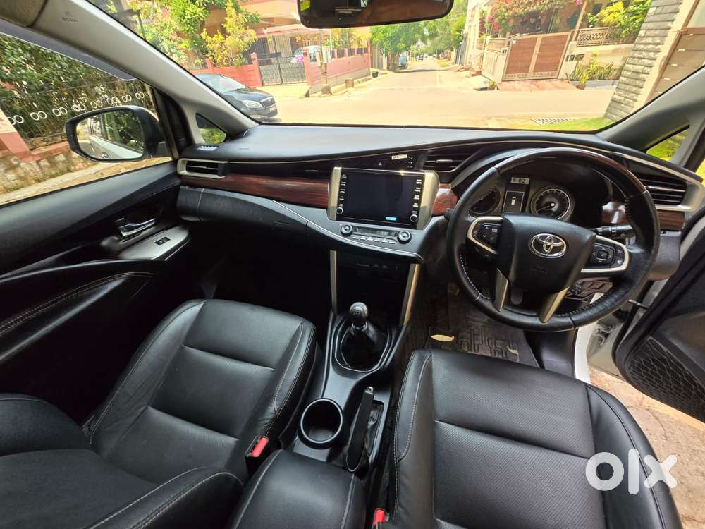 Toyota Innova Crysta Zx 2.4 Diesel 7 Seater, 2023, Diesel