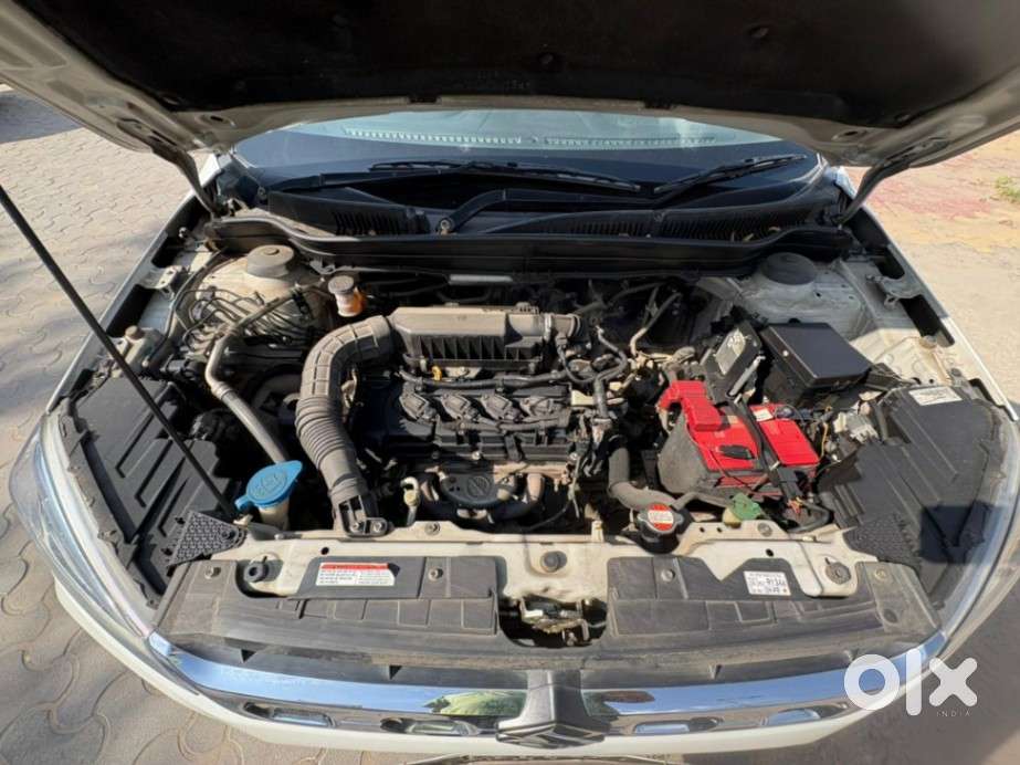 Maruti Suzuki Brezza 1.5 Zxi Smart Hybrid, 2021, Petrol