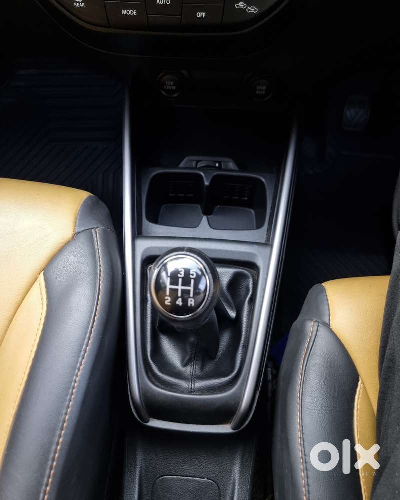 Maruti Suzuki Xl6 Zeta, 2021, Petrol