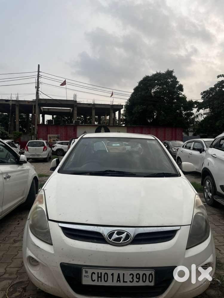 Hyundai I20 Diesel Manual 2012