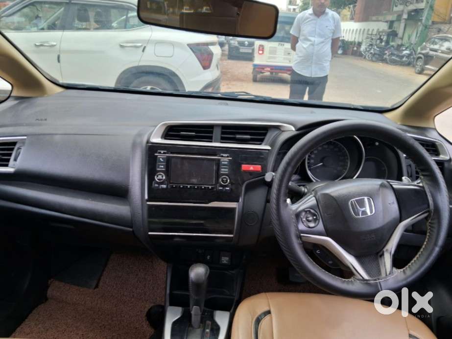 Honda Jazz V Mt Privilege, 2016, Petrol