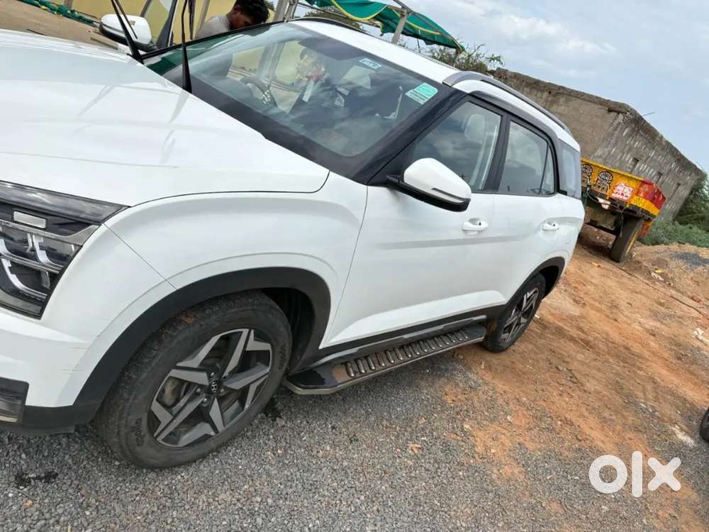 Hyundai Alcazar Prestige 2023