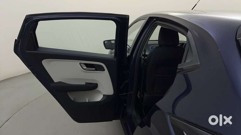 Tata Altroz 1.5 Xz Plus Diesel, 2022, Diesel