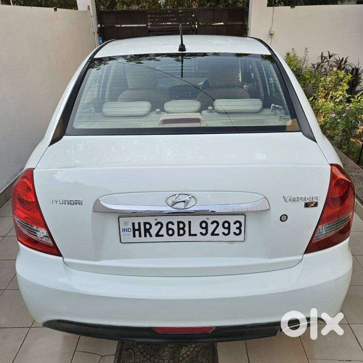 Hyundai Verna Transform 1.6 Sx Vtvt, 2011, Petrol