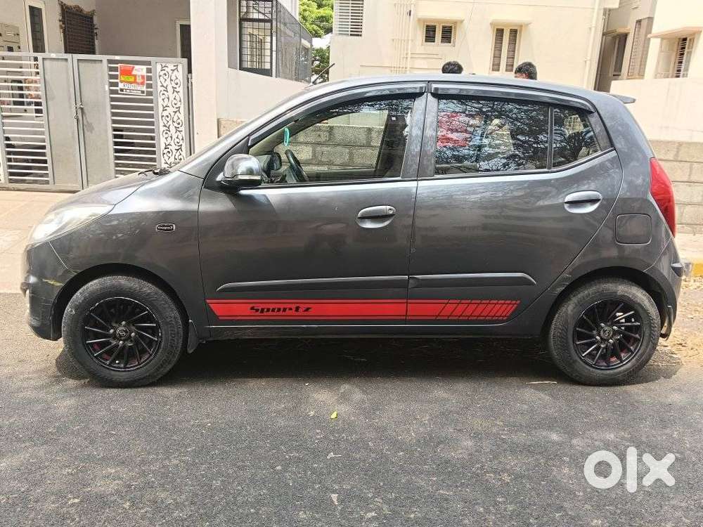 Hyundai I10 Sportz At, 2011, Petrol