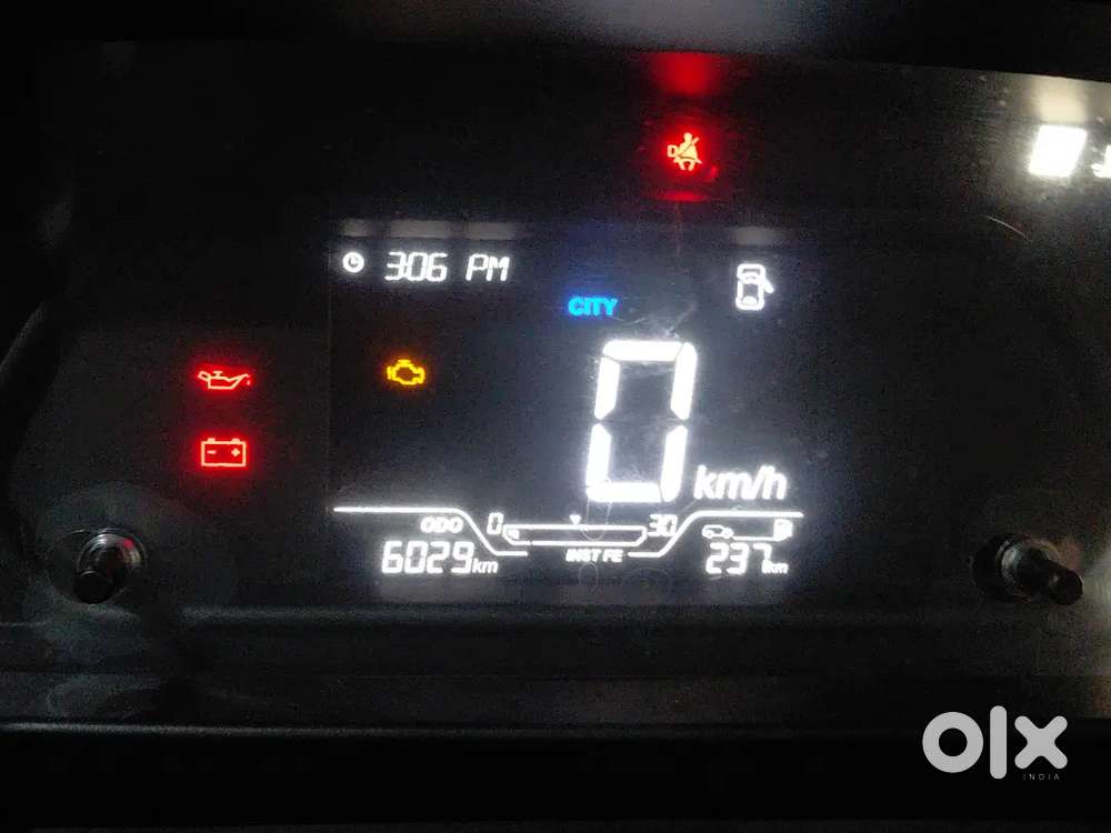 Tata Punch 1.2 Revotron 2025