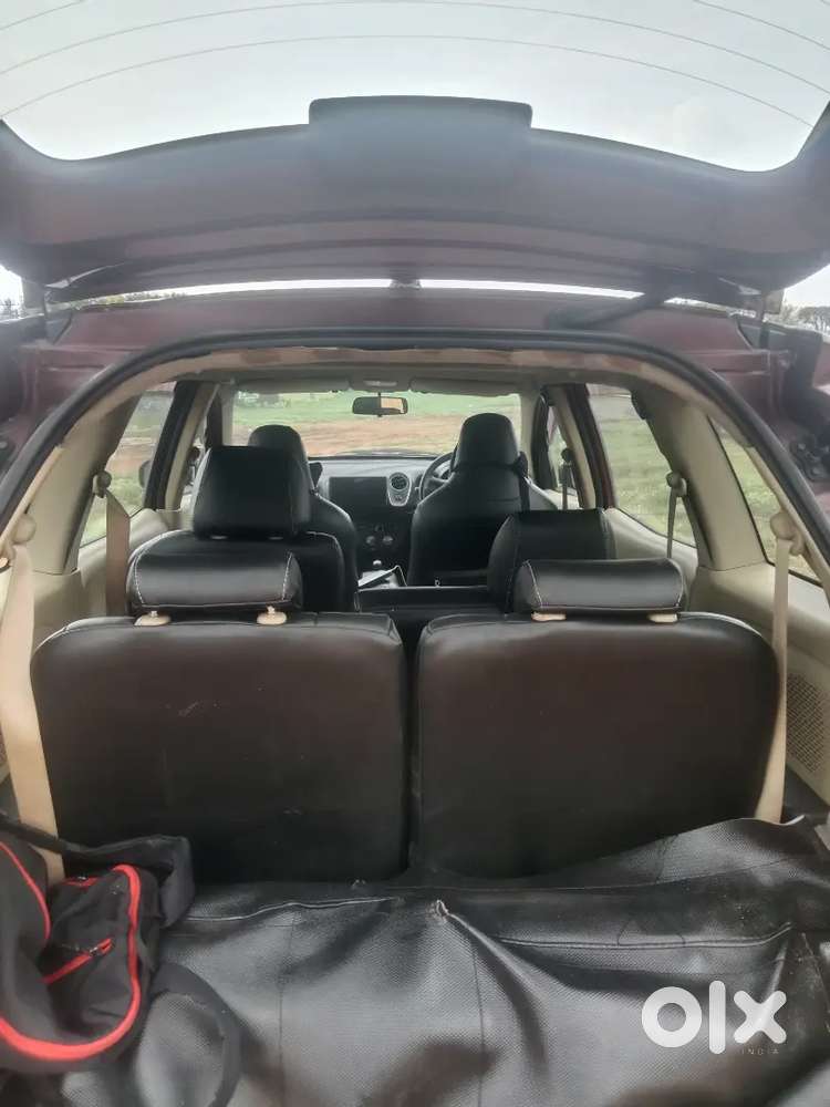 Honda Mobilio 7 Seater Xl Full Option Showroom Condition New Test