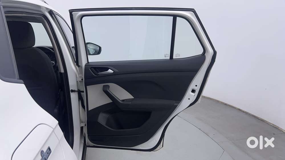 Volkswagen Taigun 1.0 Tsi Highline At, 2021, Petrol