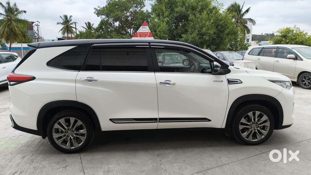Toyota Innova Hycross 2.0 Zx Hybrid 7 Str, 2024, Diesel