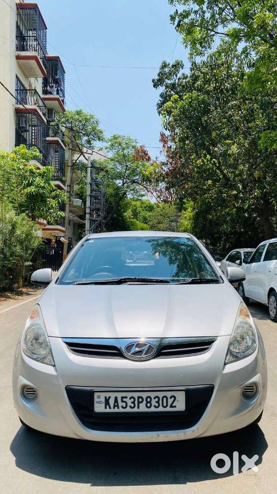 Hyundai I20 Sportz 1.2 Bs-iv, 2011, Petrol