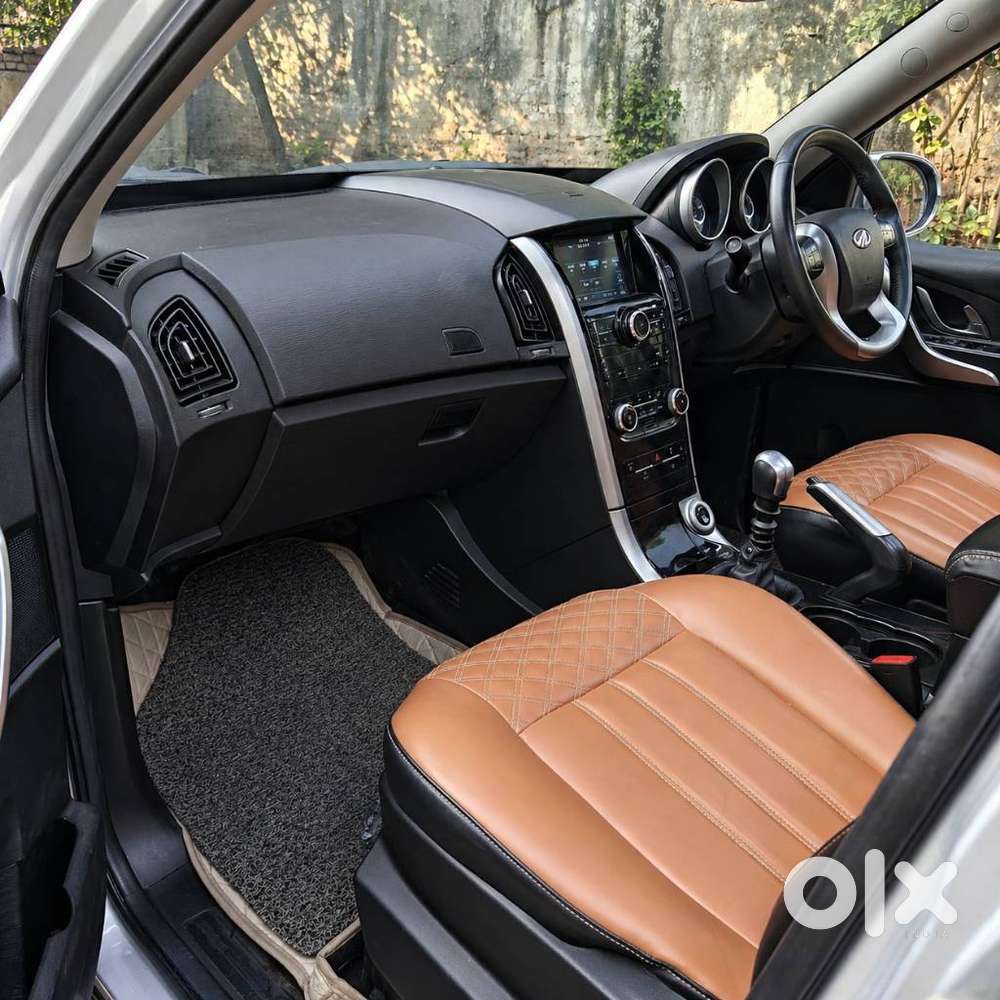 Mahindra Xuv500 W9, 2018, Petrol