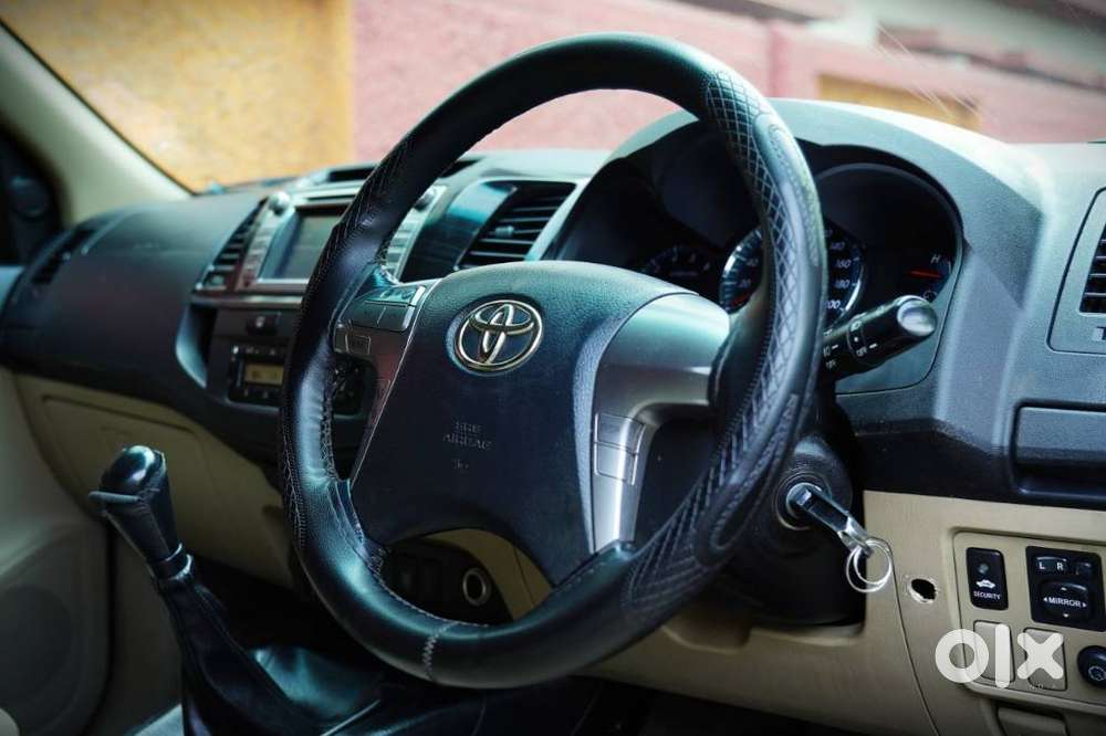 Toyota Fortuner 3.0 4x2 Mt, 2015, Diesel