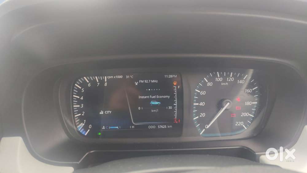 Tata Punch 1.2 Revotron Creative Ira Pack Mt Kaziranga Edition, 2022..