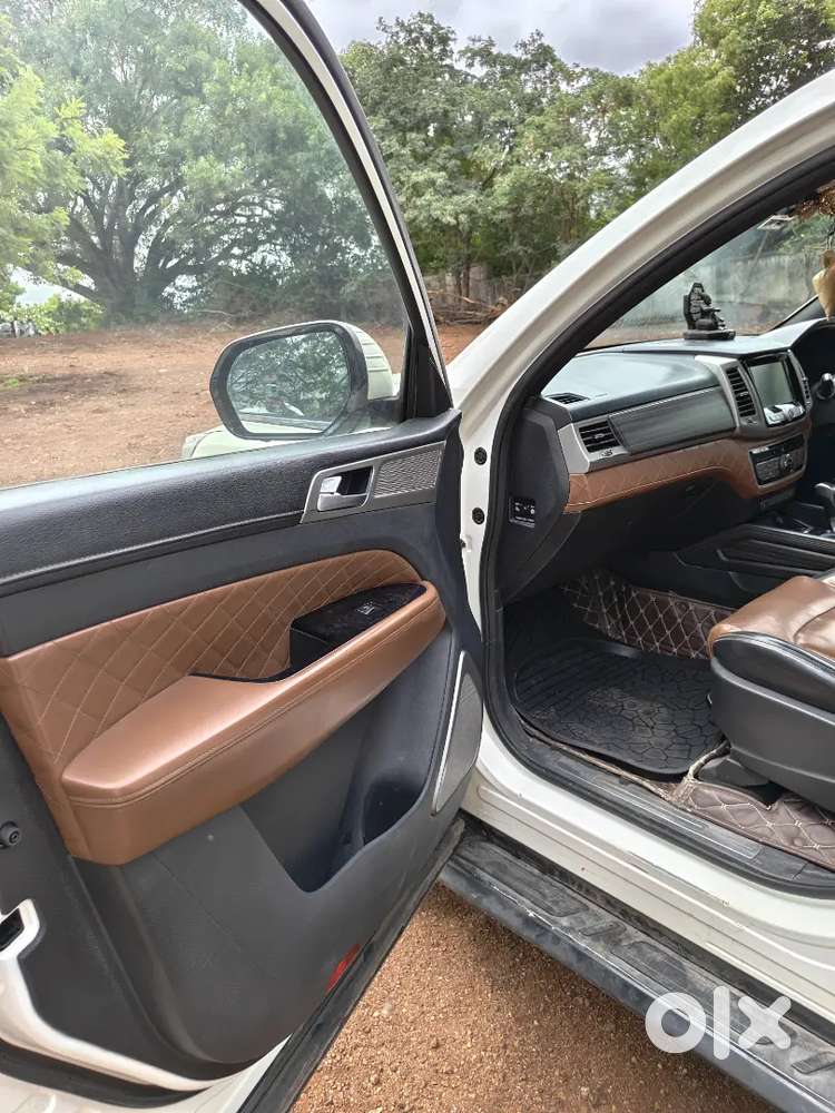 Mahindra Alturas G4 Diesel 2019