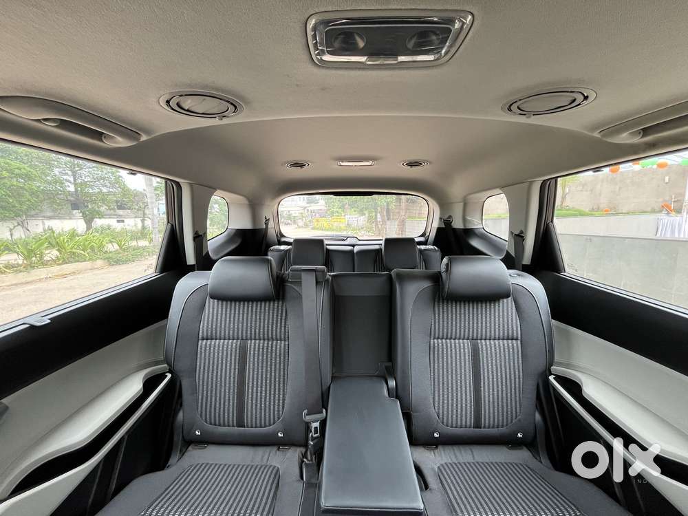 Kia Carens D1.5 6mt Premium 07, 2025, Petrol