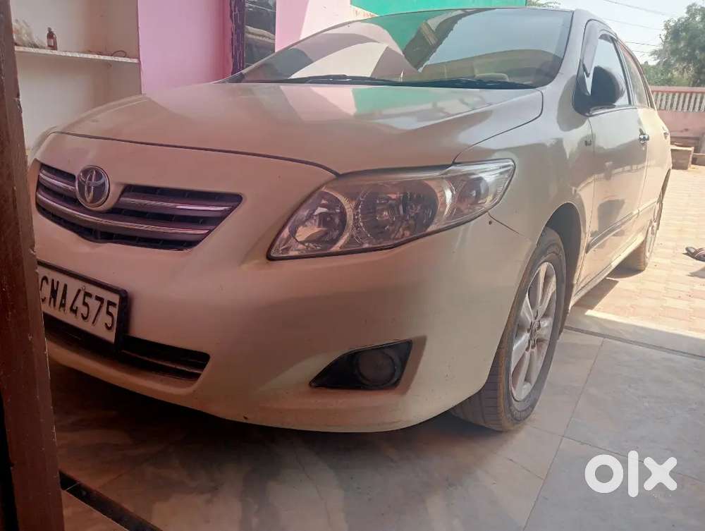 Toyota Corolla Altis 2011