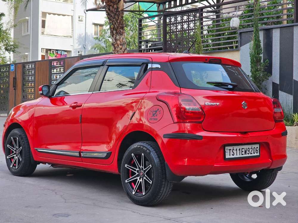 Maruti Suzuki Swift 1.3 Zxi, 2022, Petrol
