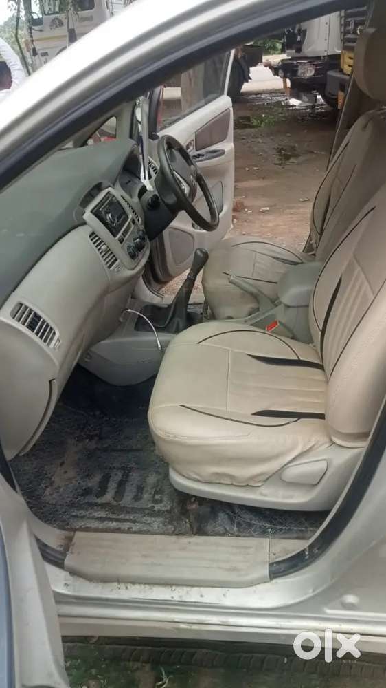 Toyota Innova 2015 Diesel 159000 Km Driven