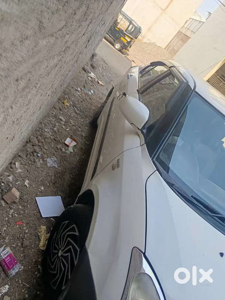 Maruti Suzuki Dzire 2012