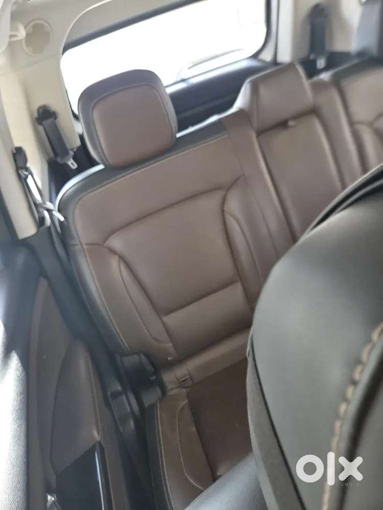 Selling  Scorpio N First Owner  Ch Registration