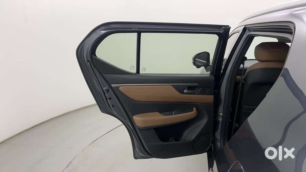 Honda Elevate Zx Mt, 2024, Petrol