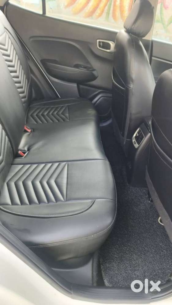 Hyundai Venue 1.2 S Plus, 2022, Petrol