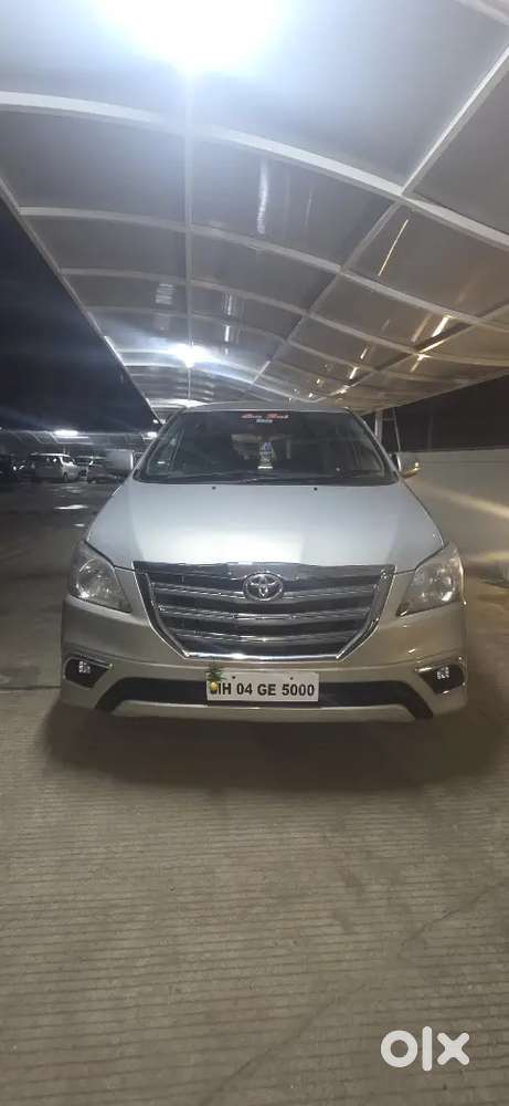Toyota Innova 2013 Diesel 325000 Km Driven