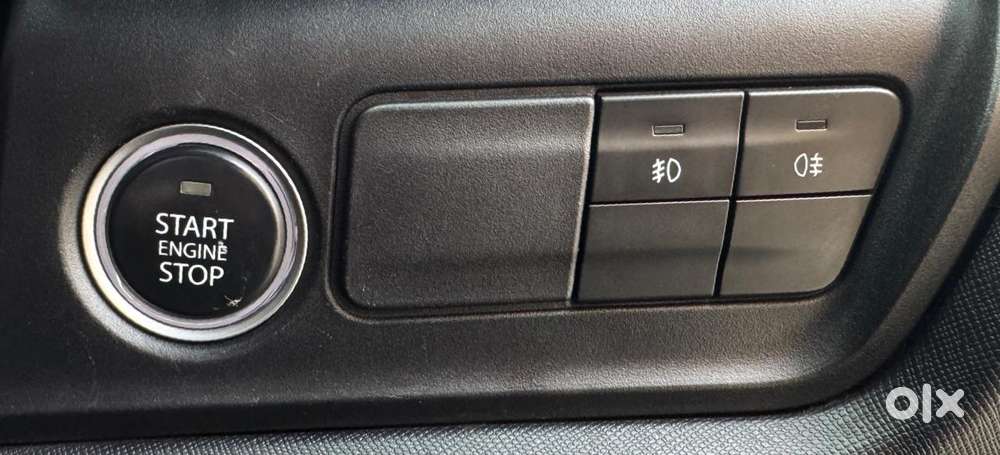 Tata Altroz Xz Plus (s), 2023, Petrol