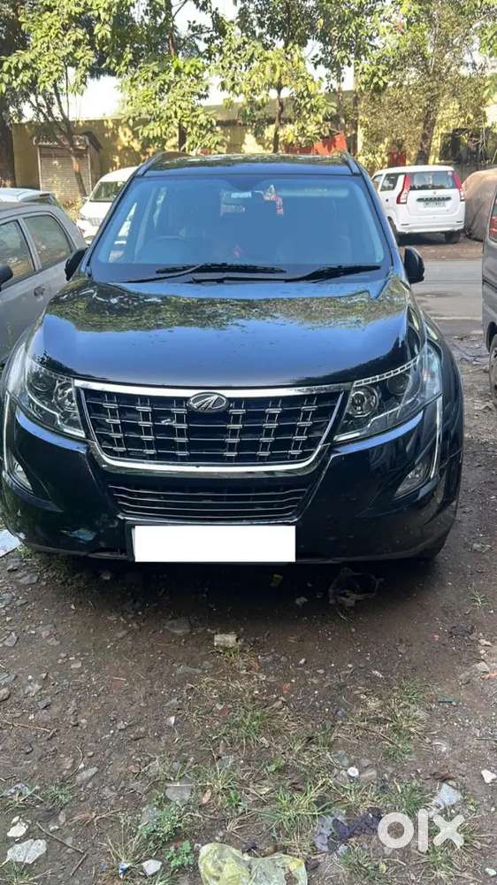 Mahindra Xuv500 2018 Diesel 100000 Km Driven, Colour Black.
