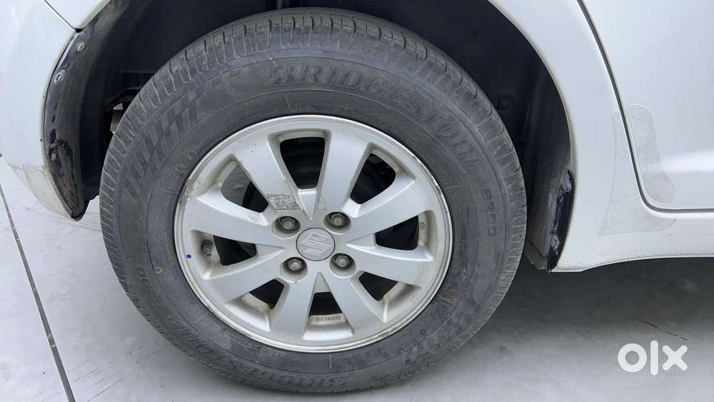 Maruti Suzuki Swift 2004-2010 Zxi Bsiv, 2011, Petrol