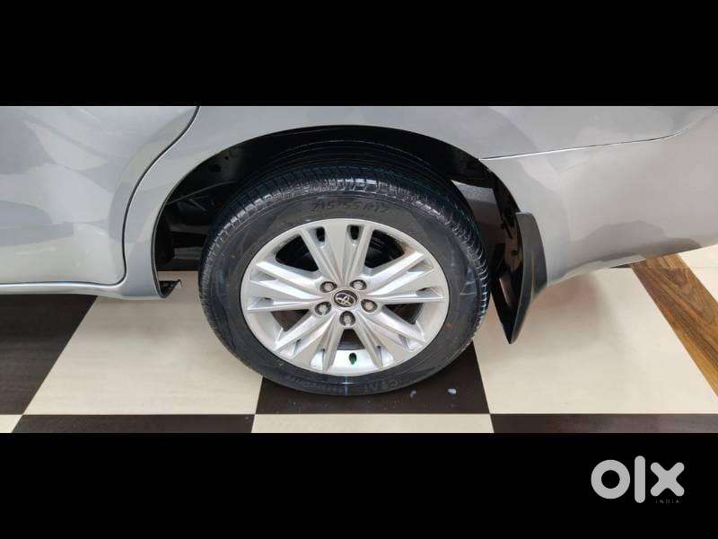 Toyota Innova Crysta Zx 2.4 Diesel 7 Seater, 2016, Diesel