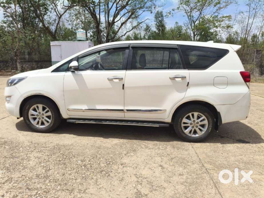 Toyota Innova Crysta 2.4 G Mt 7 Str, 2020, Diesel