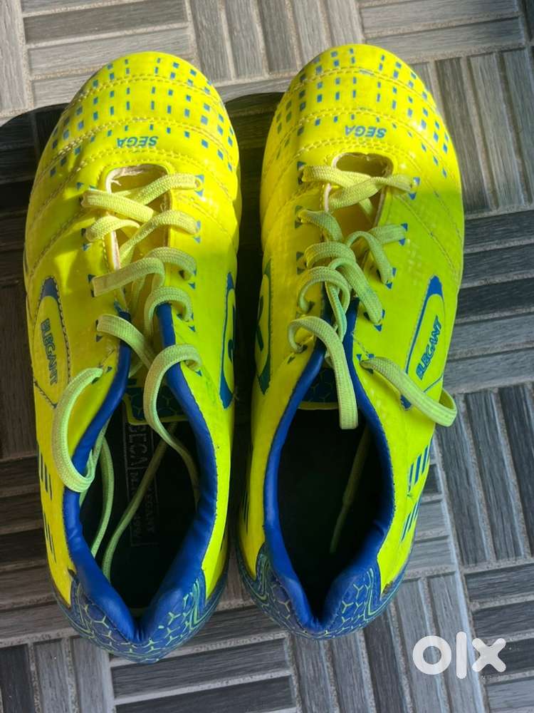 Football boots Brand new Kids 1823533381