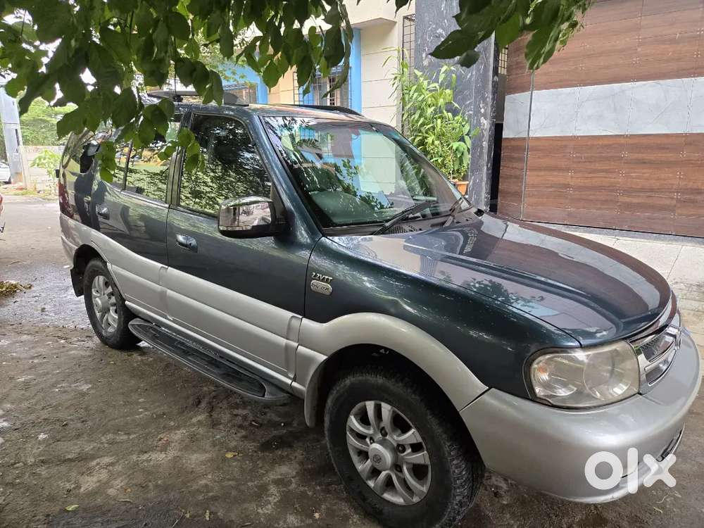Tata Safari 2012