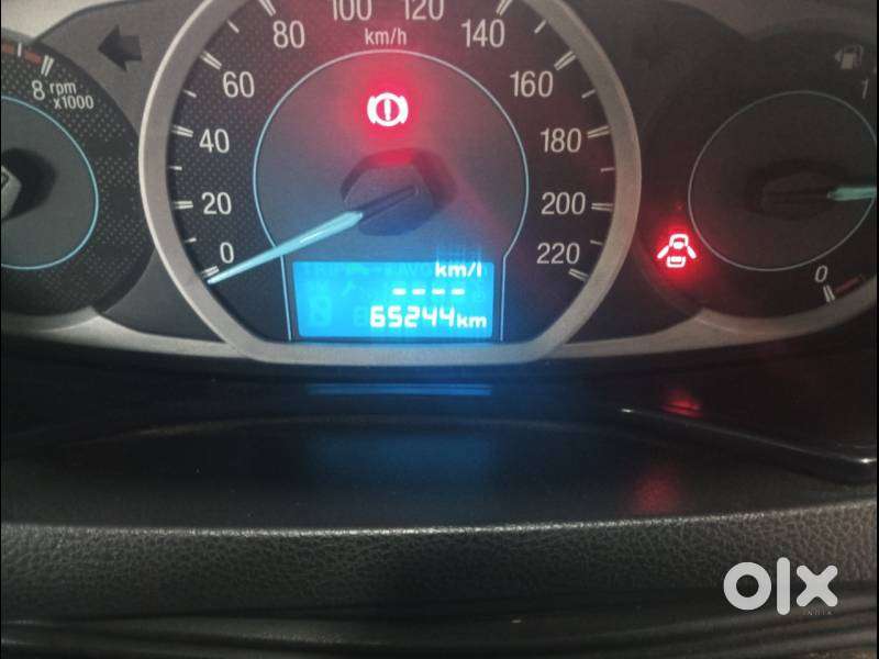 Ford Figo 2012-2015 Petrol Titanium, 2017
