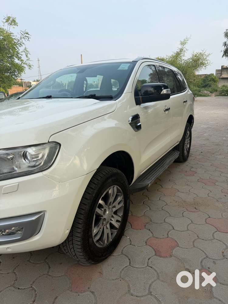 Ford Endeavour Diesel Nov 2016 Model