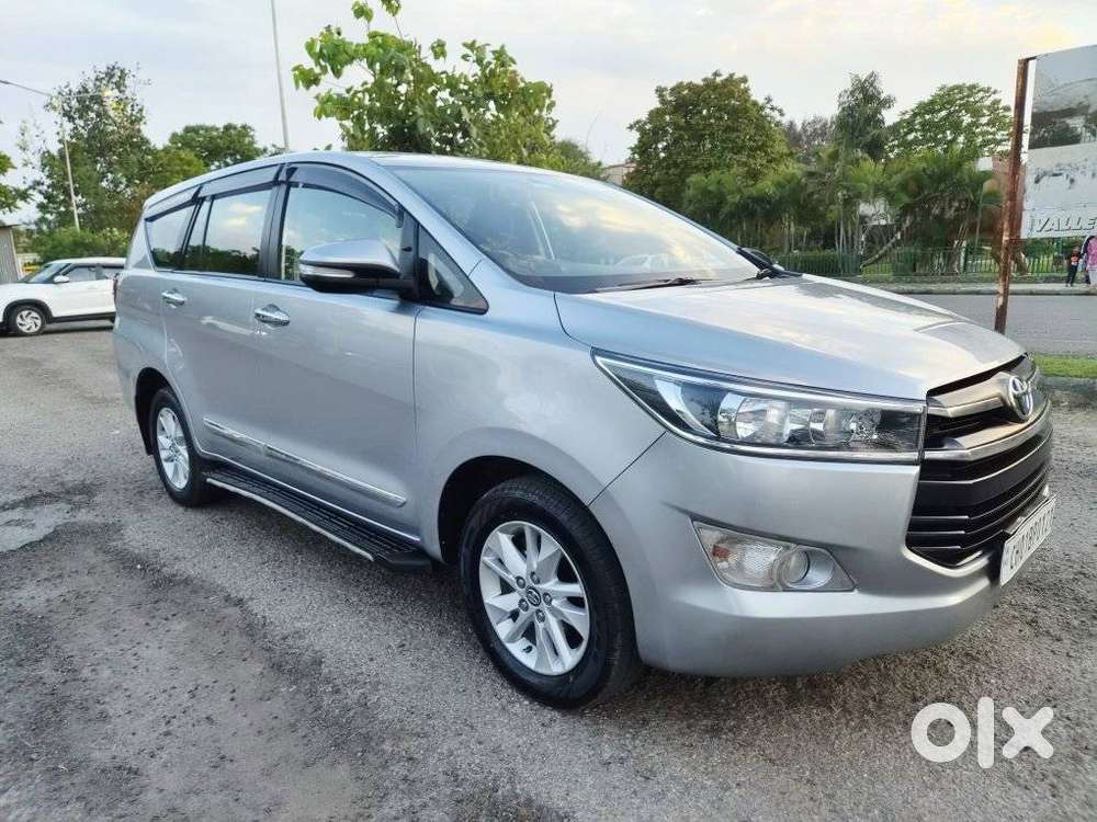 Toyota Innova Crysta 2.8 Gx At, 2017, Diesel
