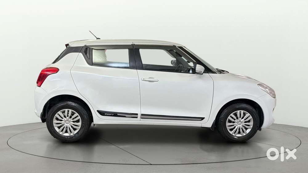 Maruti Suzuki Swift Amt Vxi, 2020, Petrol