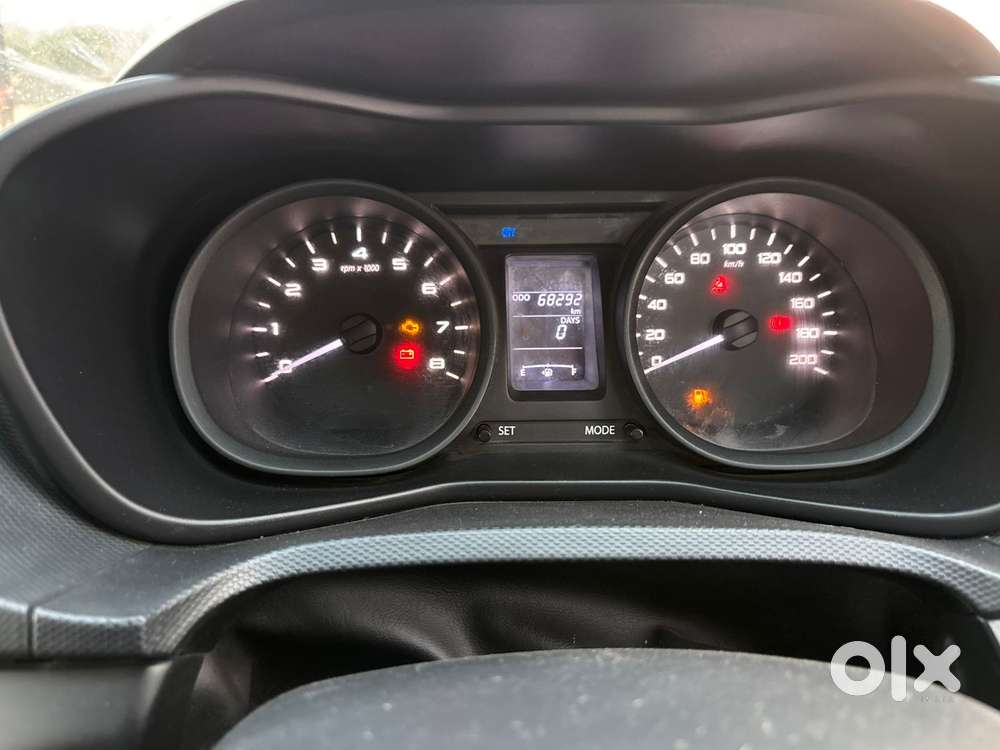 Tata Nexon 1.2 Revotron Xma, 2018, Petrol