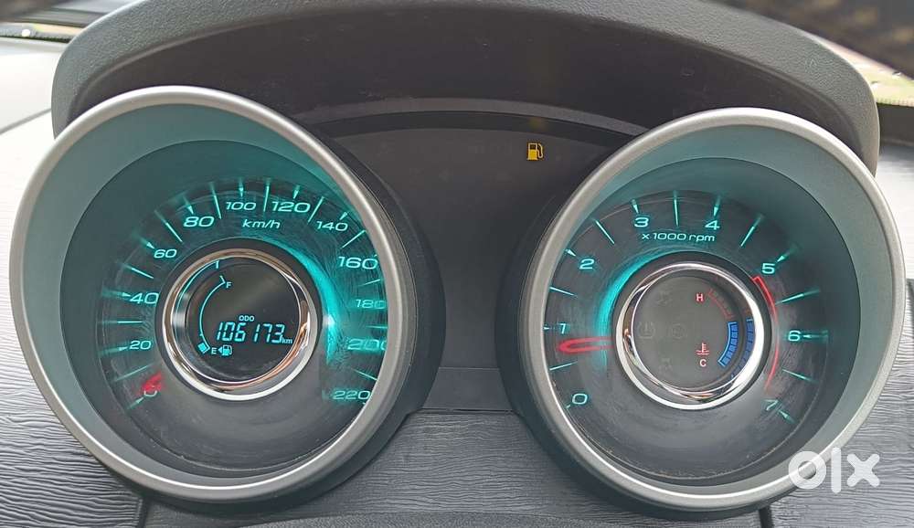 Mahindra Xuv500 2.2 W10, 2015, Diesel