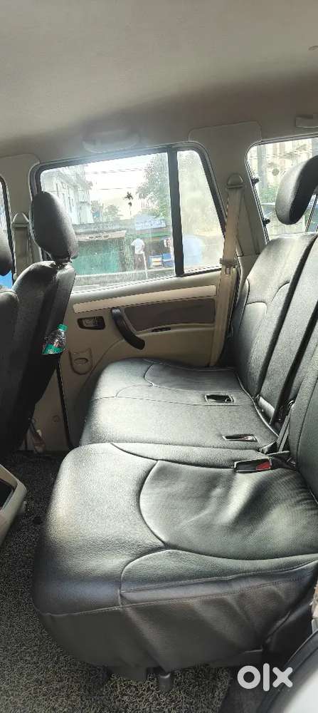 Mahindra Scorpio S10 2016