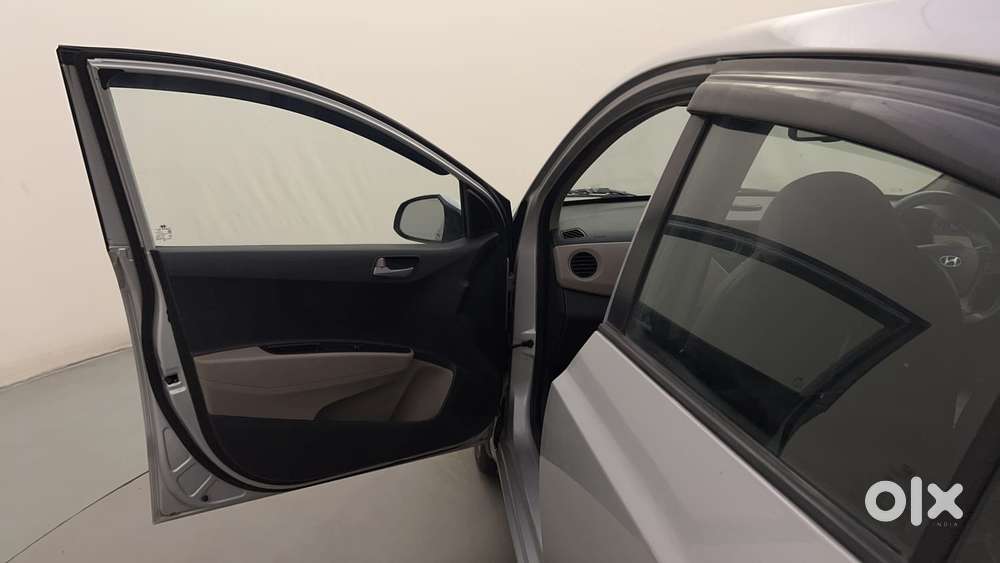 Hyundai Xcent 1.2 Vtvt Sx Option, 2015, Petrol