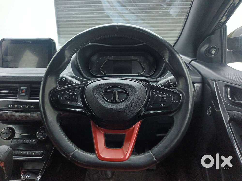 Tata Nexon 1.5 Revotorq Xza Plus Luxs Red Dark Edition Amt, 2023, Di..