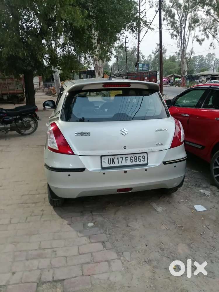 Maruti Suzuki Swift 2017 Diesel 72000 Km Driven