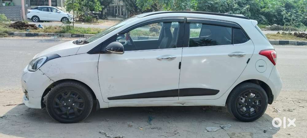 Hyundai Grand I10 1.2 Sportz(o) Dual Tone, 2018, Petrol